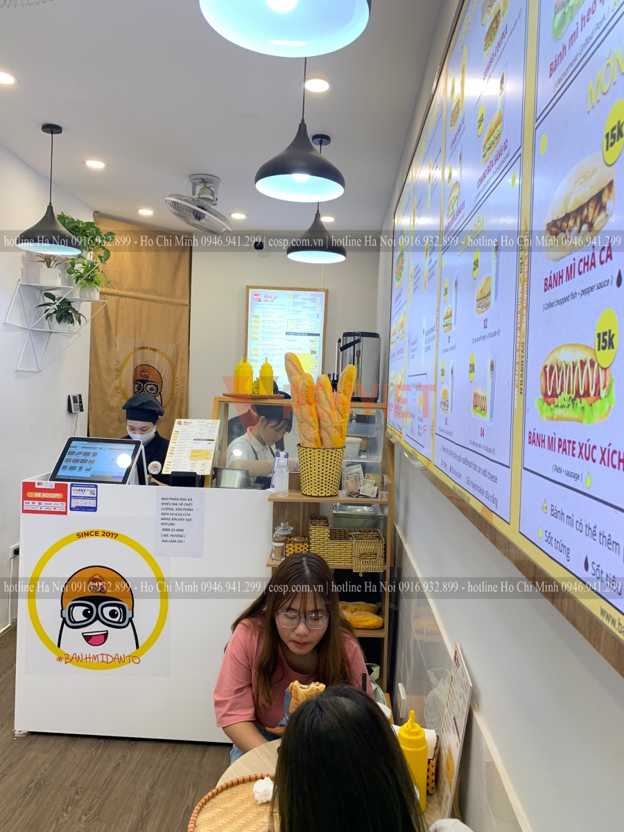 thi-cong-cua-hang-banh-my-dan-to 